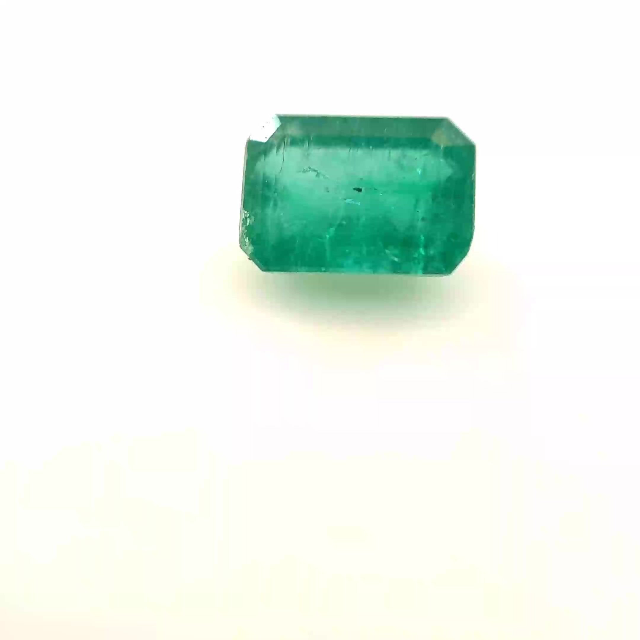 1.01 Carat Green Emerald-Cut Emerald