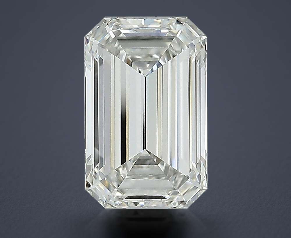 2.04 Carat Emerald Natural Diamond
