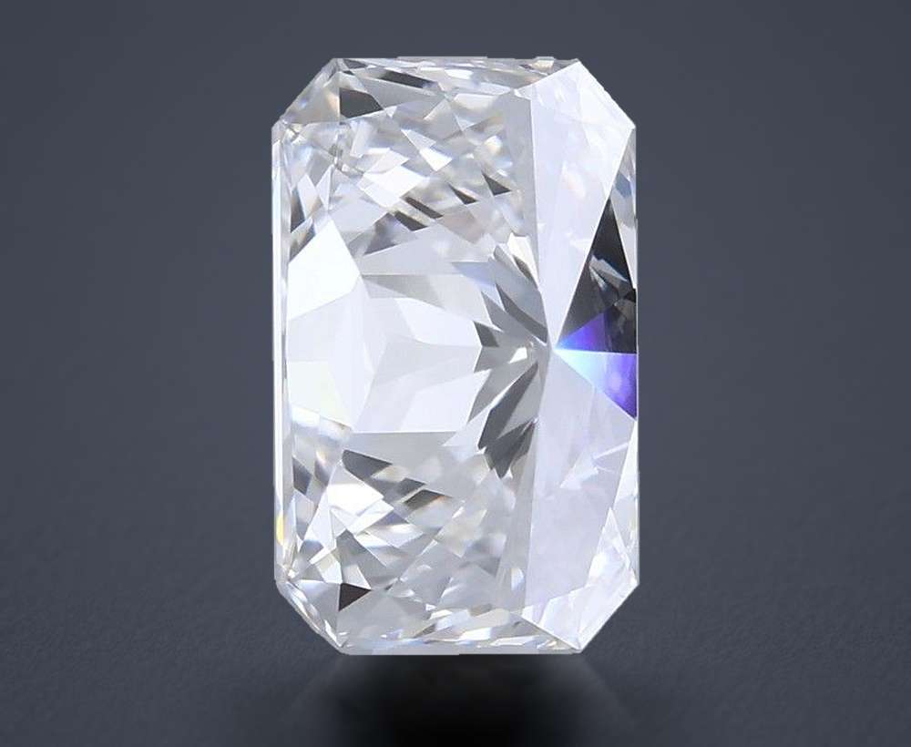 0.83 Carat Radiant Lab Diamond