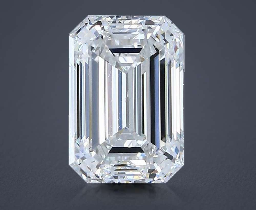 2.50 Carat Emerald Natural Diamond