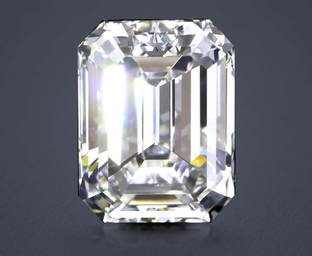 8.01 Carat Emerald Natural Diamond