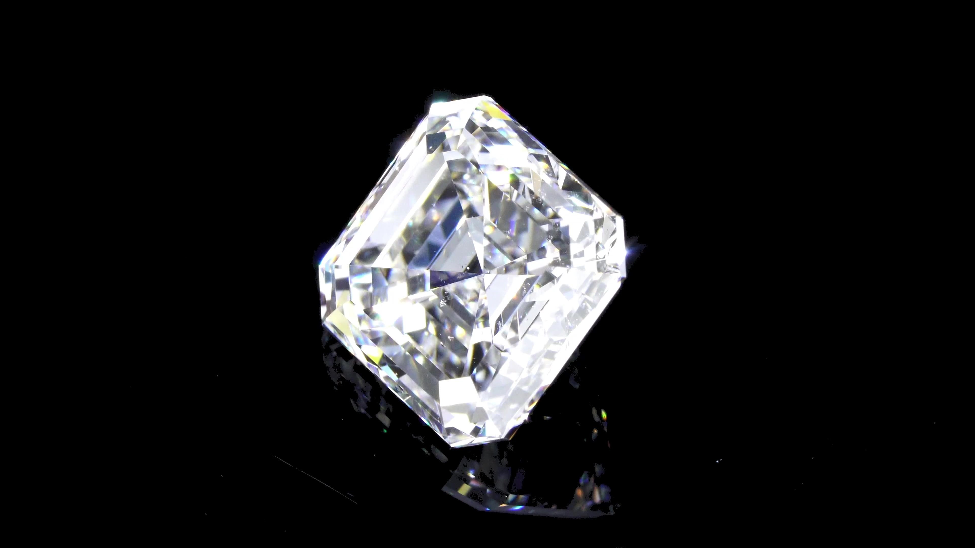 5.01ct D SI1 Rare Carat Ideal Cut Asscher Diamond