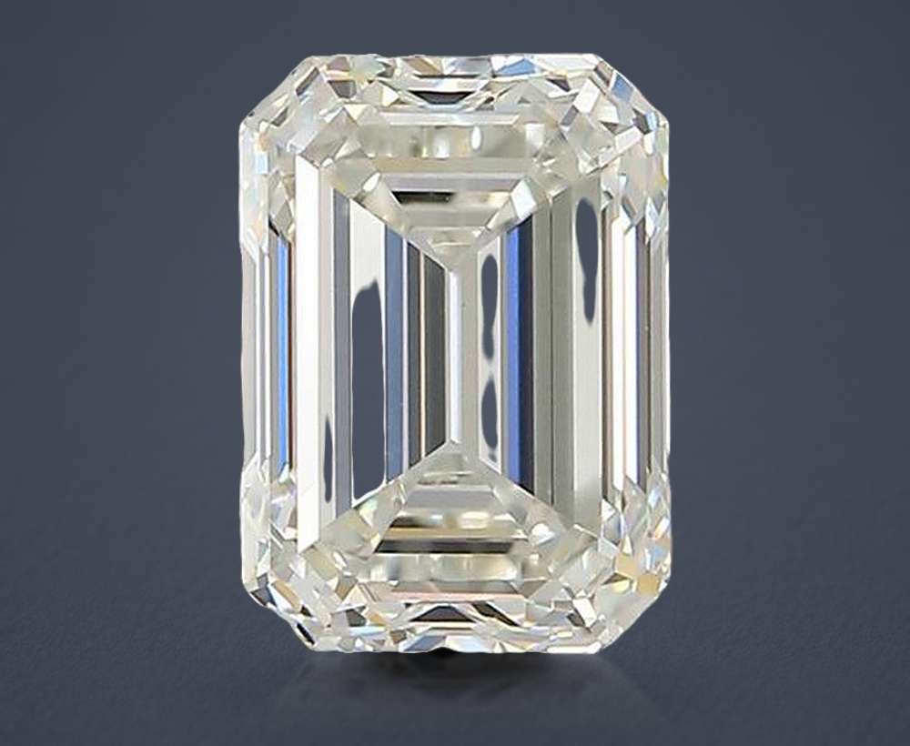 2.01 Carat Emerald Natural Diamond