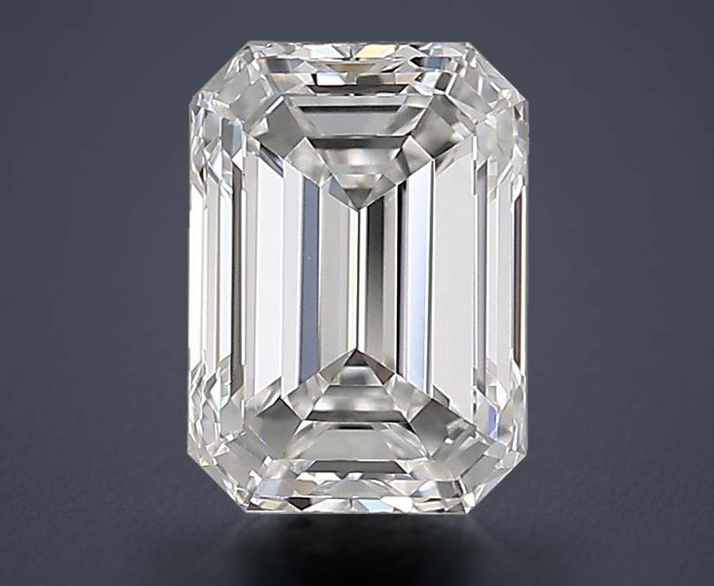 0.81 Carat Emerald Natural Diamond