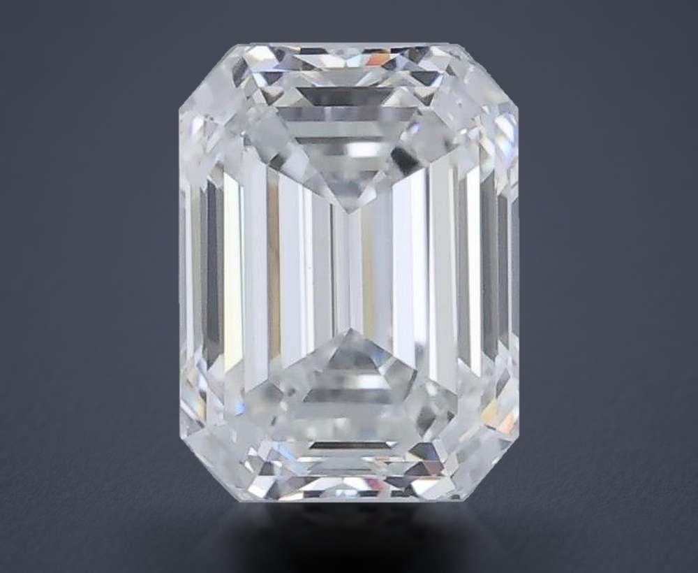 0.80 Carat Emerald Natural Diamond