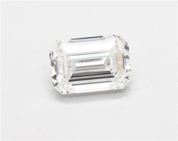 4.06ct I VS1 Rare Carat Ideal Cut Emerald Diamond