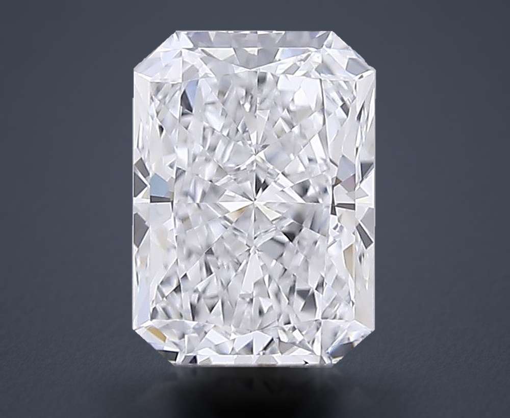 0.82 Carat Radiant Lab Diamond