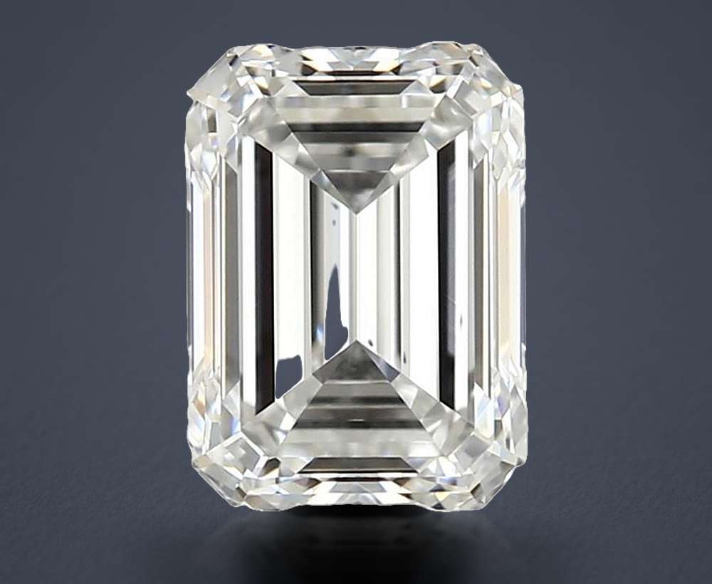 0.81 Carat Emerald Natural Diamond