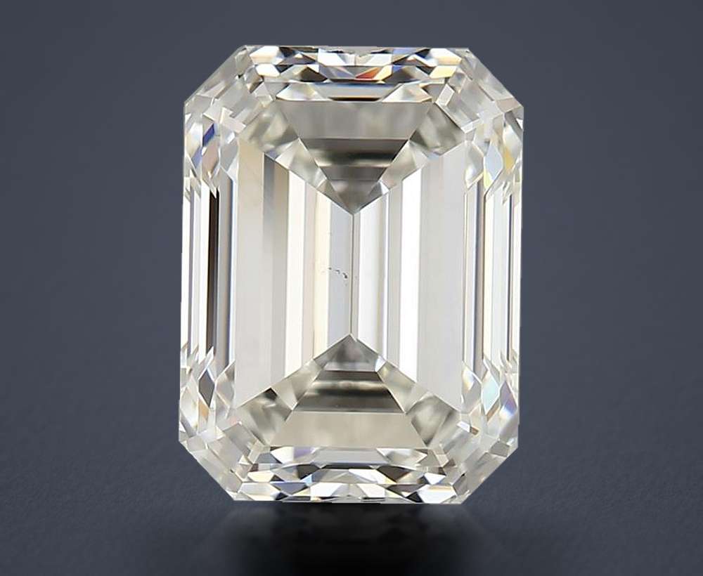 1.93 Carat Emerald Natural Diamond