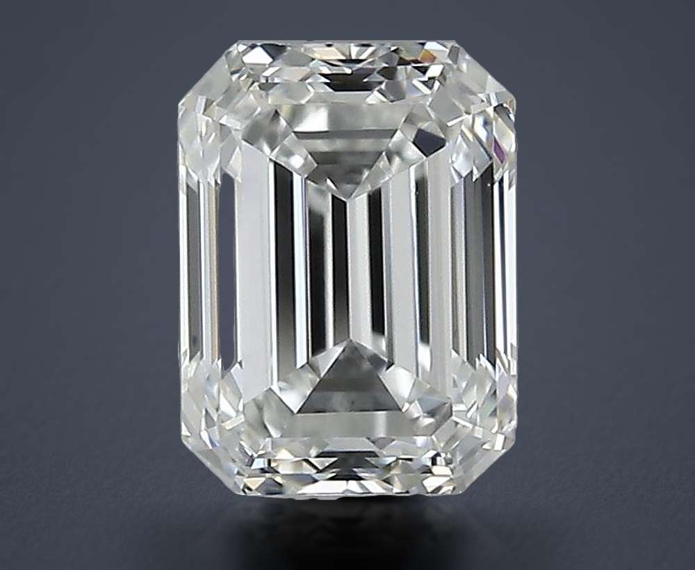 0.80 Carat Emerald Natural Diamond
