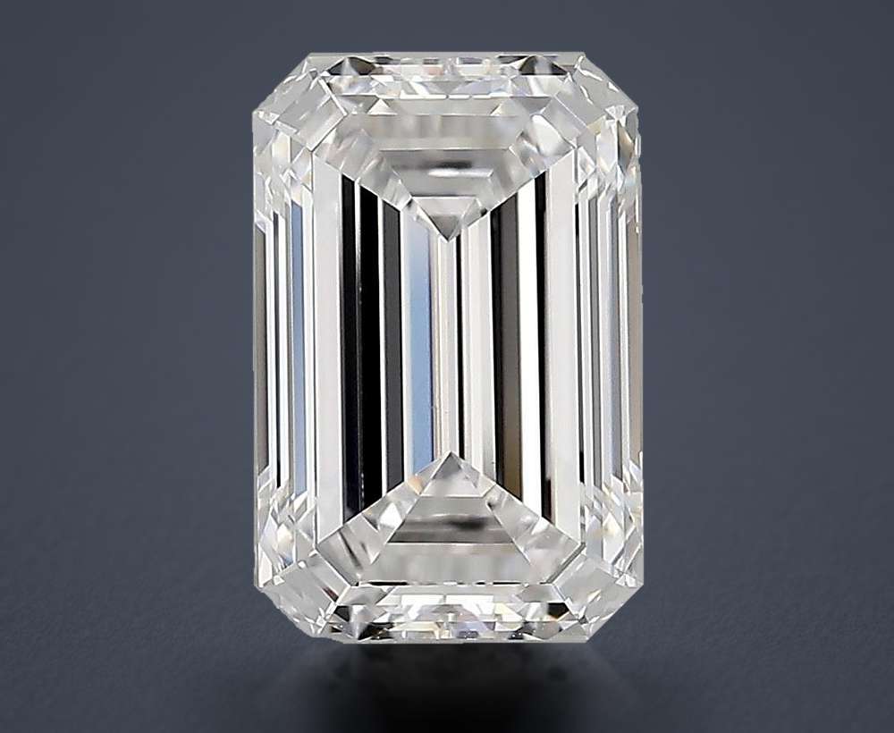 3.02 Carat Emerald Natural Diamond