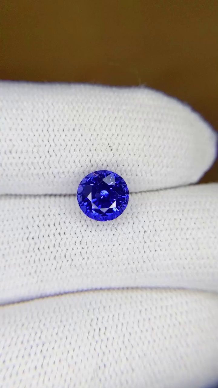 2.15 Carat Blue Round Sapphire