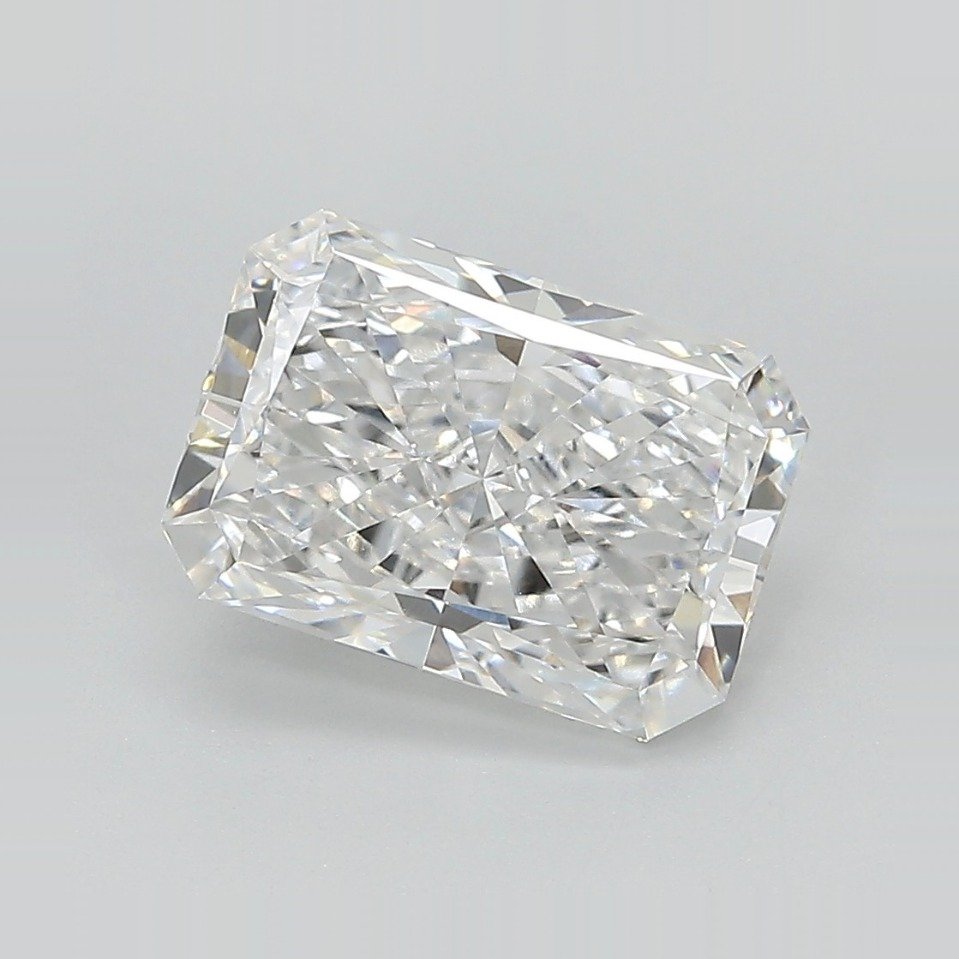 2.60ct D VVS2 Rare Carat Ideal Cut Radiant Lab Grown Diamond