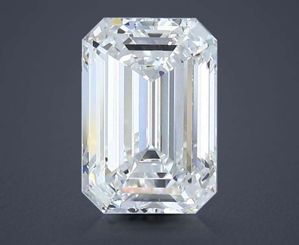 2.32 Carat Emerald Natural Diamond