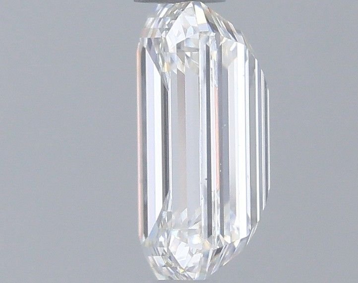 0.85 Carat Emerald Lab Diamond