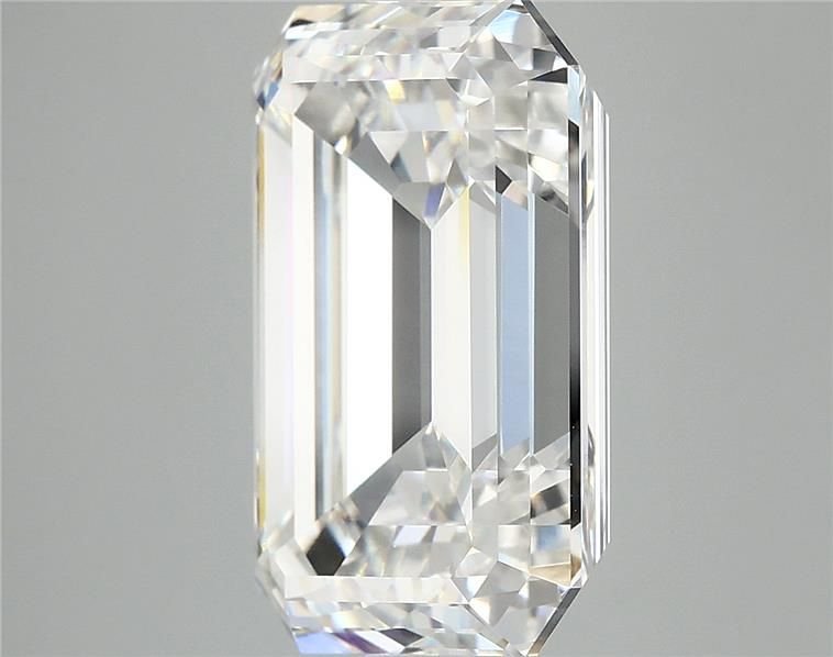 8.33 Carat Emerald Lab Diamond