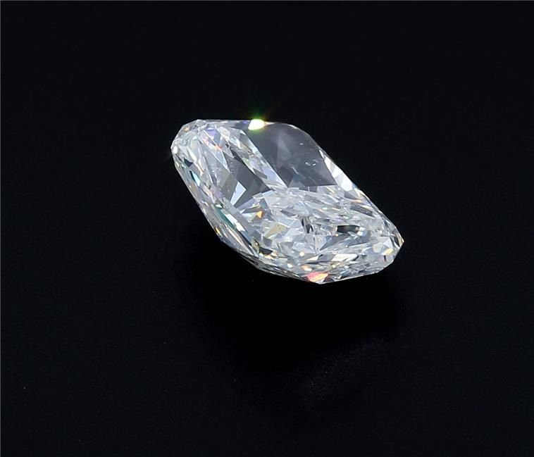 4.52ct I SI2 Rare Carat Ideal Cut Radiant Diamond
