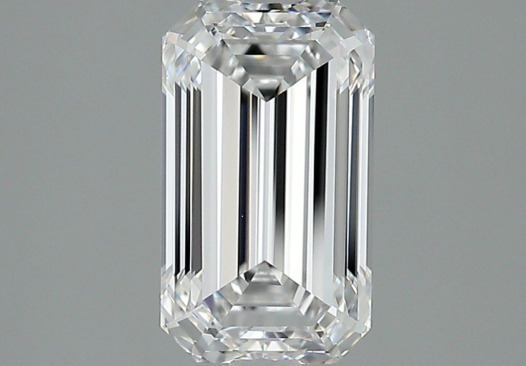 2.53 Carat Emerald Natural Diamond