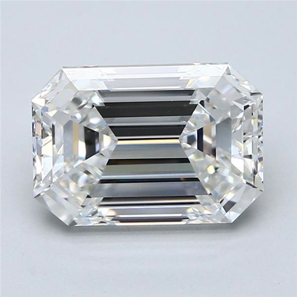 3.70 Carat Emerald Natural Diamond