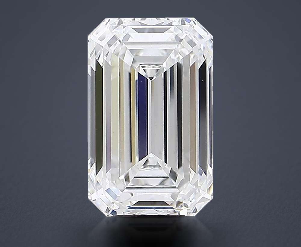 9.53 Carat Emerald Lab Diamond